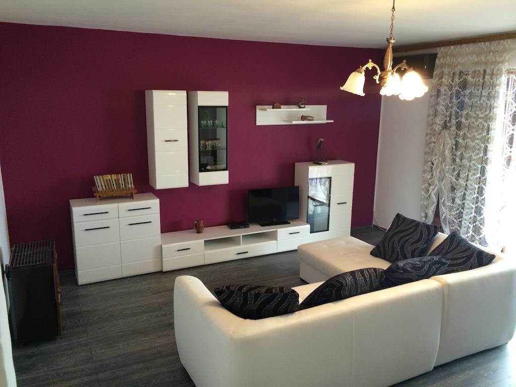 Villa Dijana Malinska Oda fotoğraf